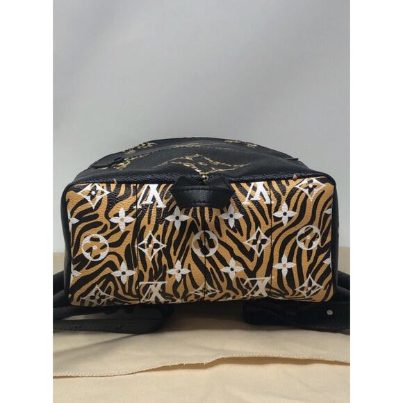 Louis Vuitton Jungle Monogram Palm Springs PM Backpack Limited Edition 🦄 - Picture 7 of 13